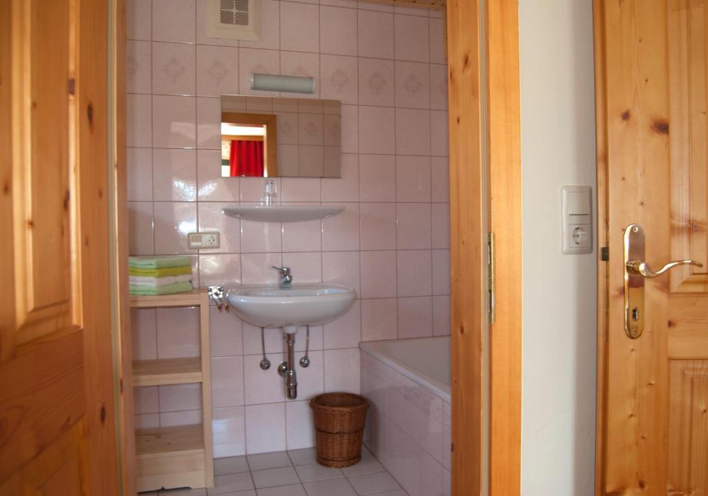Gasthaus Gossler Hotel Mühlen Стая снимка